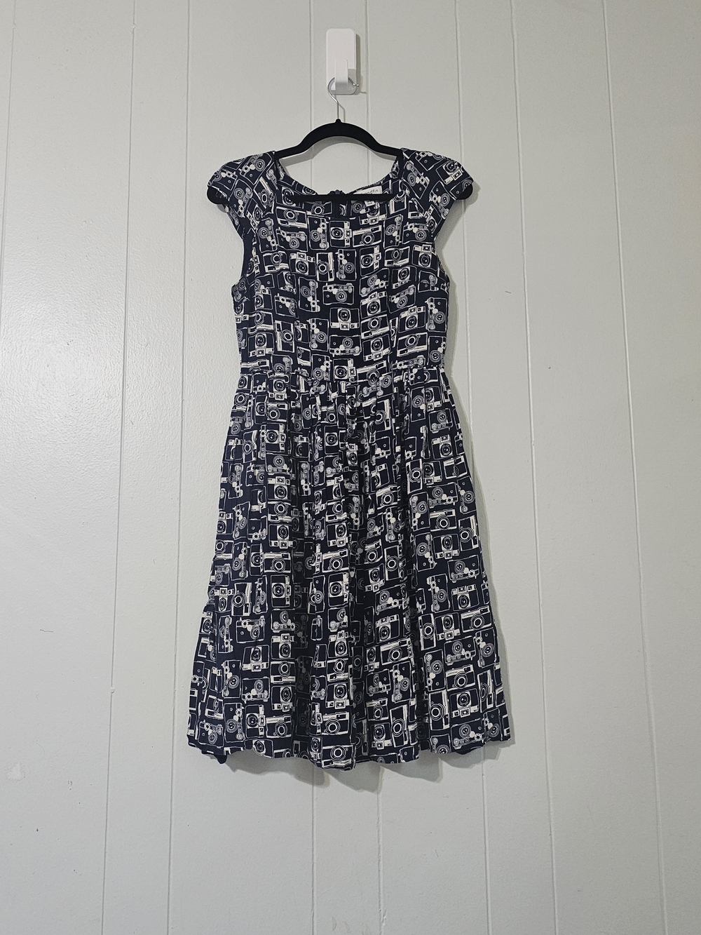 Emily and Fin Camera Print Fit & Flare Dress Blue White Retro Midi Pockets Small - Picture 2 of 10